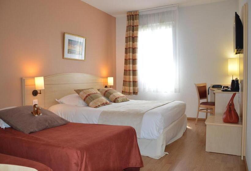 غرفة عائلية, Brit Hotel Châteaudun
