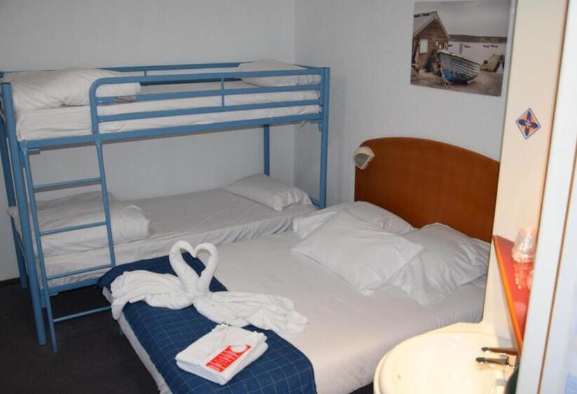 Семейный Номер, Quick Palace Saint Brieuc