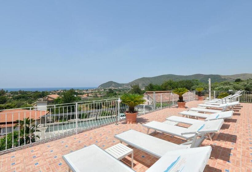 Полулюкс Вид на Море, Ristorante Colleverde