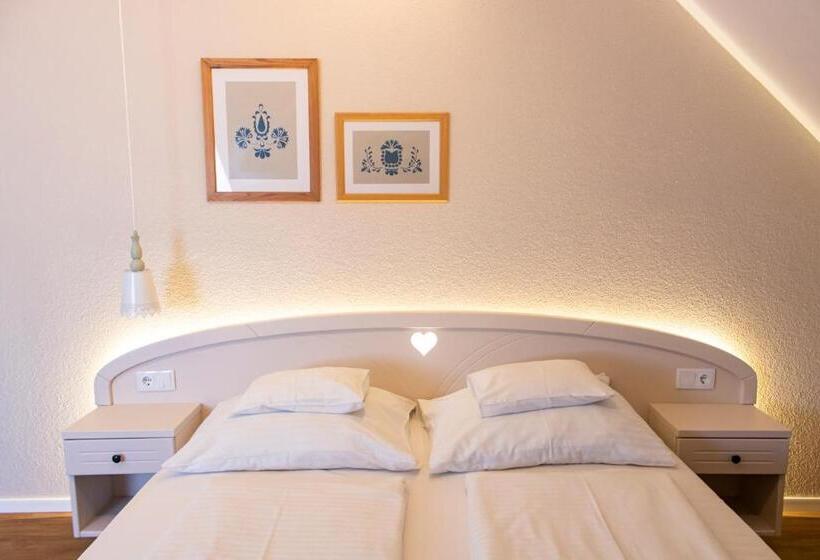 اتاق سوپریور, Tornácos Hotel   Hegykő