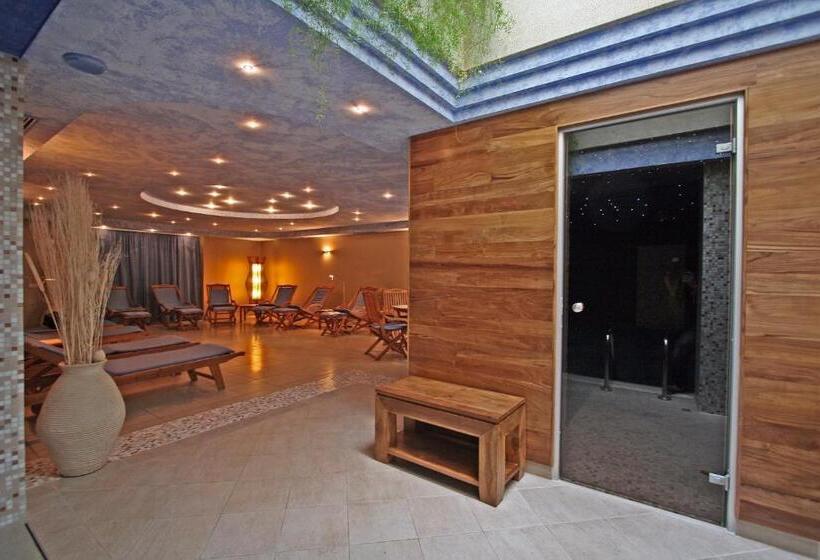 اتاق سوپریور سه تخته, Tornácos Hotel   Hegykő