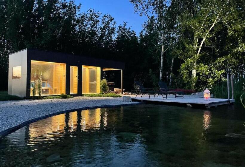 اتاق لوکس با بالکن, Tornácos Hotel   Hegykő