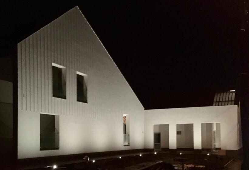 اتاق لوکس با بالکن, Tornácos Hotel   Hegykő