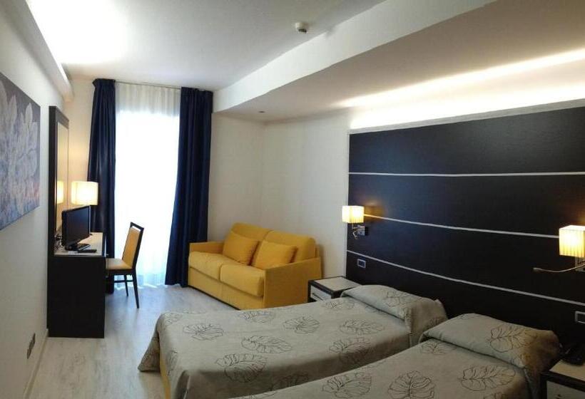 اتاق استاندارد با بالکن, Villa Rosa