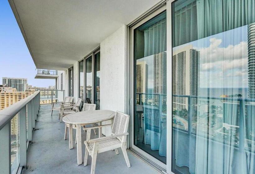 침실 2개 아파트, Amazing Apartments At H Beach House