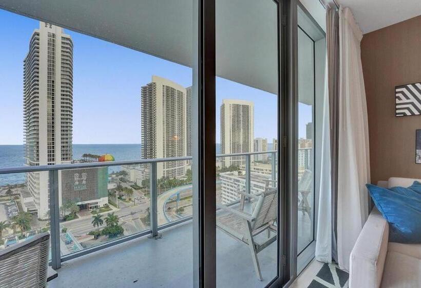 침실 2개 아파트, Amazing Apartments At H Beach House