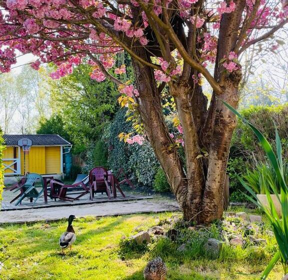 带1个卧室带花园景观的公寓, Le Clos Robinson