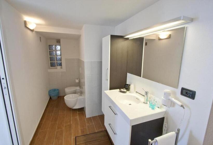 1 Bedroom Apartment Lake View, Miralago B&b And Apartments