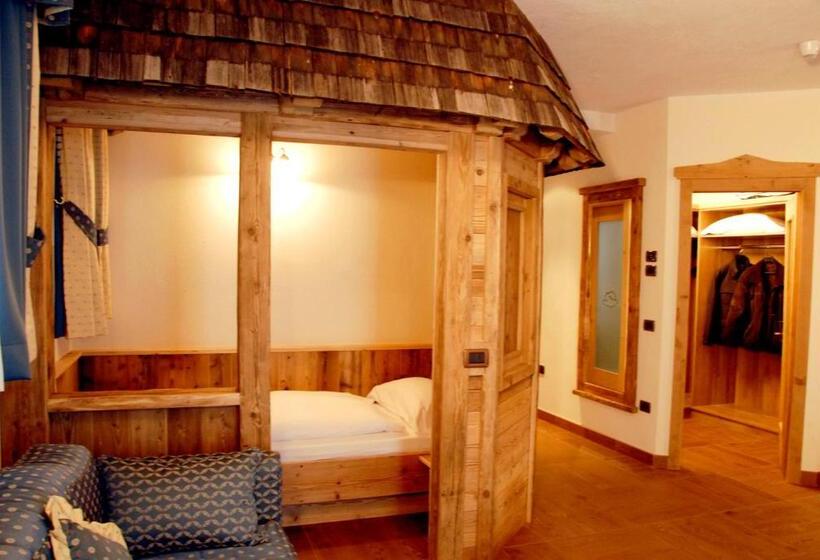 Люкс, Paradise Lodge