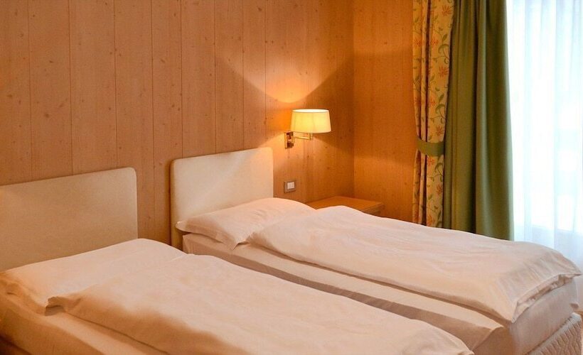 Семейный Номер, Paradise Lodge