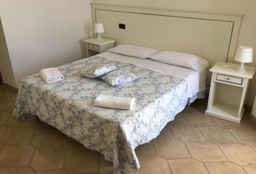 اتاق استاندارد, Vittorio