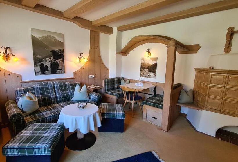 １ベッドルームのデラックスアパートメント, Apparthotel Landhaus Veronika