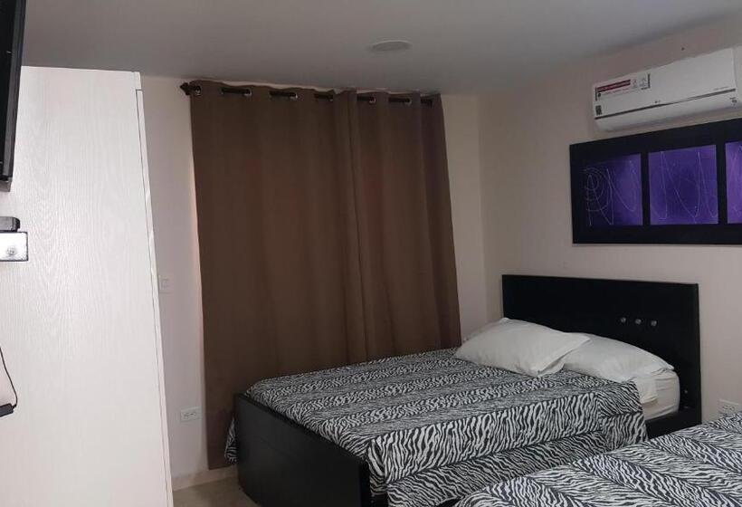 家庭间, Caribbean Island Hotel Piso 2