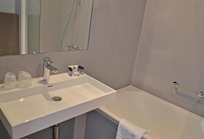 Comfort room with balcony, Fletcher Hotel   Restaurant Elzenduin