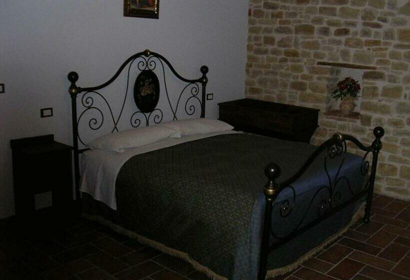 Номер Стандарт Трехместный, Azienda Agrituristica Colle San Giorgio