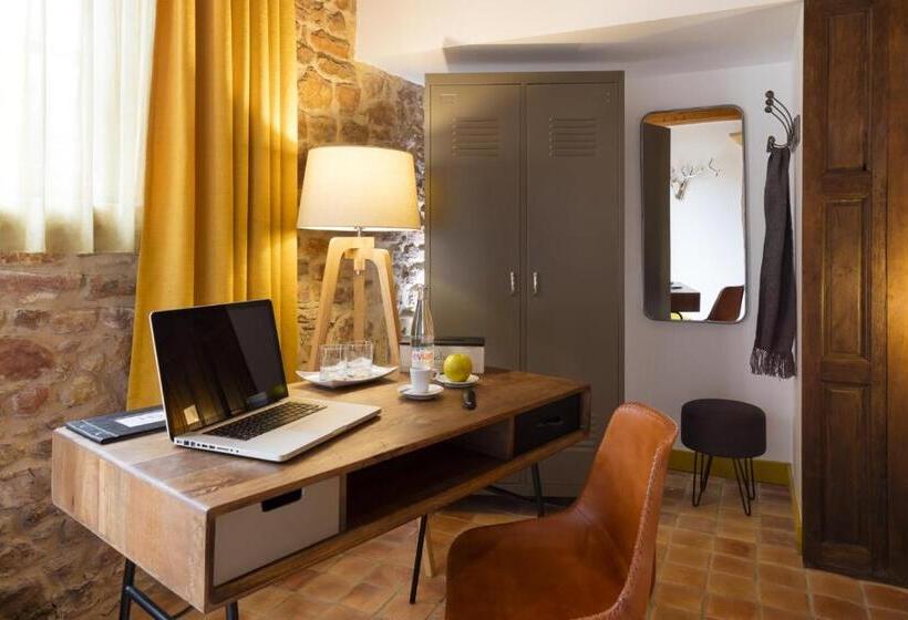 Номер Superior, Contact Hôtels Le Savigny & Spa