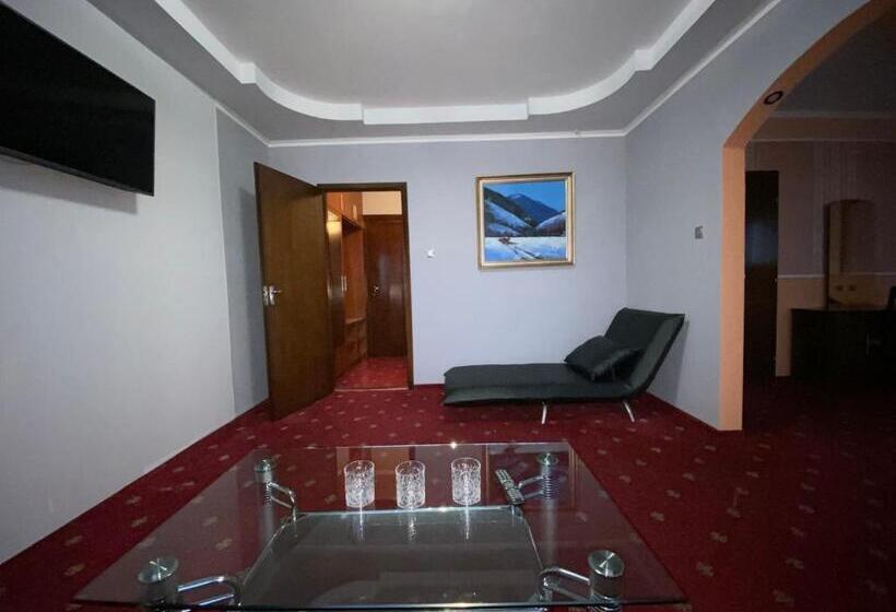 سوییت, Intourist Zakarpattia