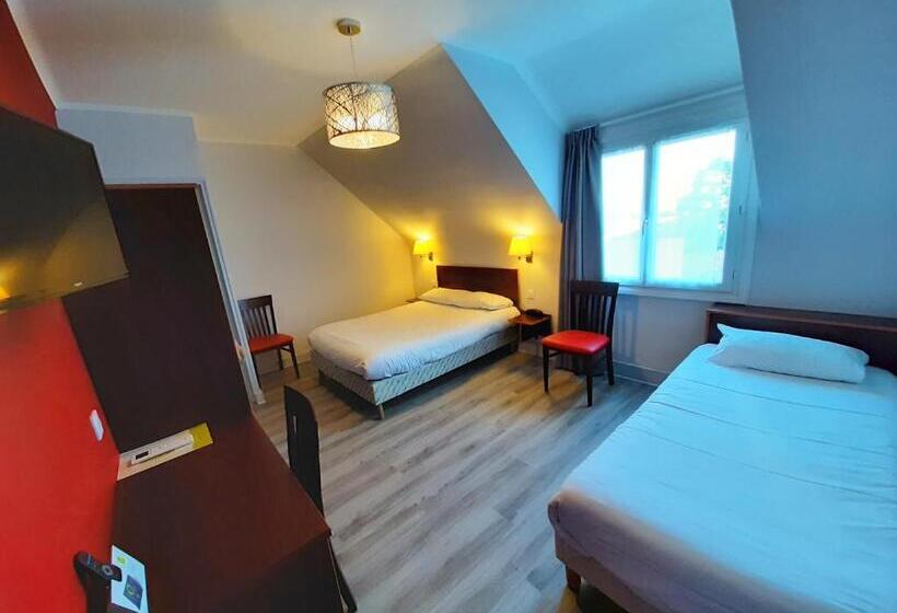 Номер Стандарт Трехместный, Logis Hôtel Saint Paul