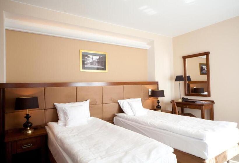 اتاق اجرایی, & Medi Spa Biały Kamień