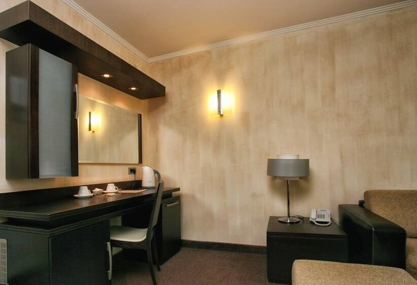 اتاق خانوادگی با چشم‌انداز دریا, Monte Casa Spa & Wellness