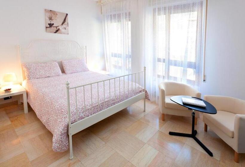 اتاق استاندارد چهار تخته, Provenza