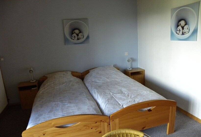 Номер Стандарт Трехместный, Restaurant Walliser Sonne