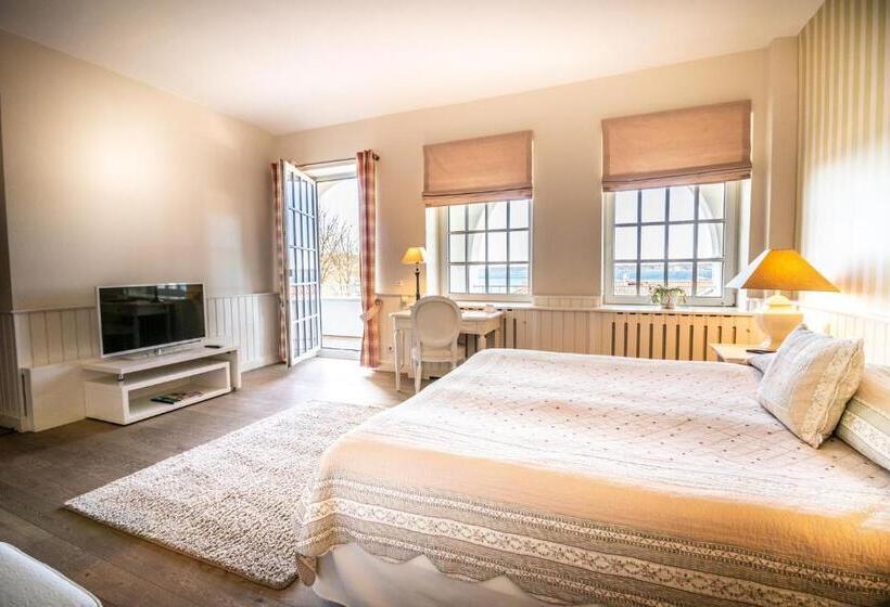 Premiumzimmer mit Meerblick, Strandhotel Glücksburg