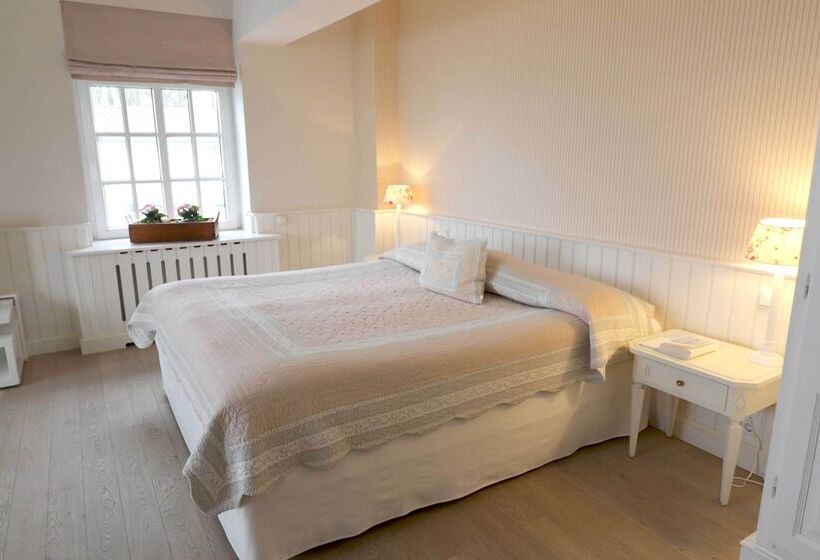 Suite mit Meerblick, Strandhotel Glücksburg