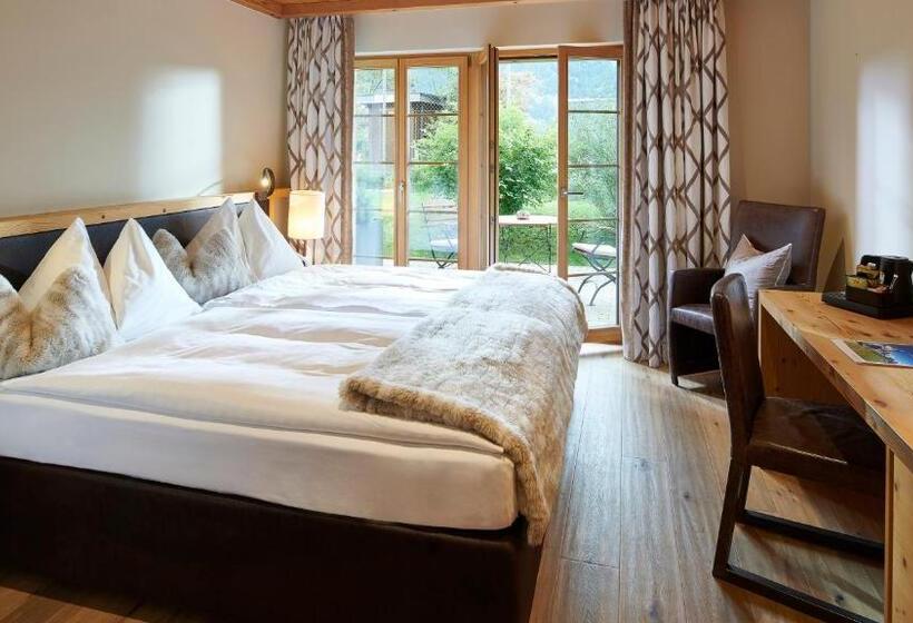 سوییت با چشم‌انداز کوه, Aspen Alpine Lifestyle