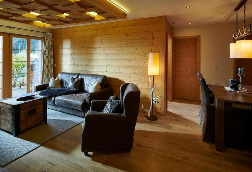 سوییت با چشم‌انداز کوه, Aspen Alpine Lifestyle