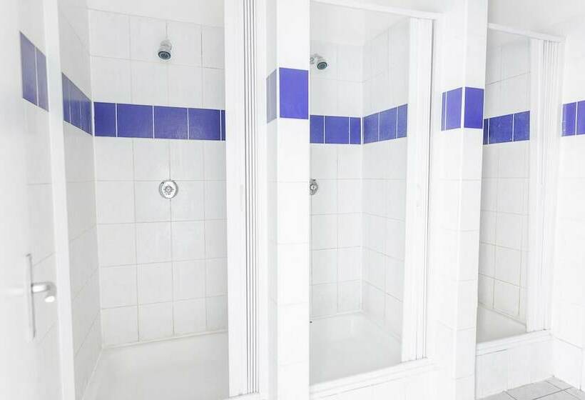 חדר סטנדרט חדר אמבטיה משותף, City Hostel Brno