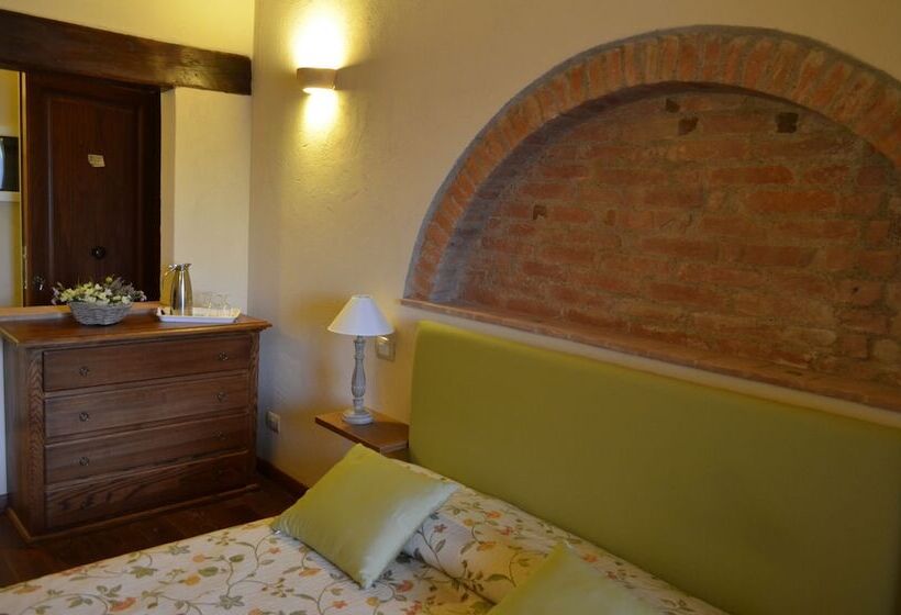 Полулюкс, Tenuta Agricola Dell Uccellina