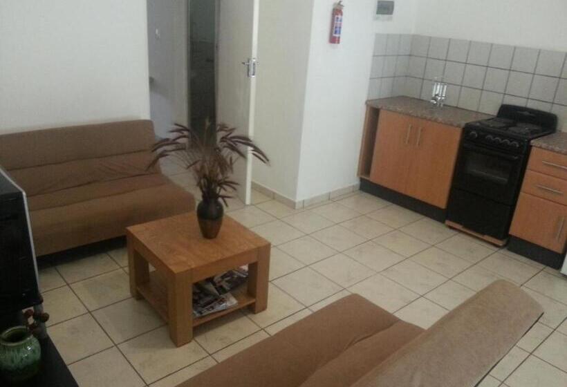 דירת חדר, The Crescent Guesthouses  Bnb/self Catering