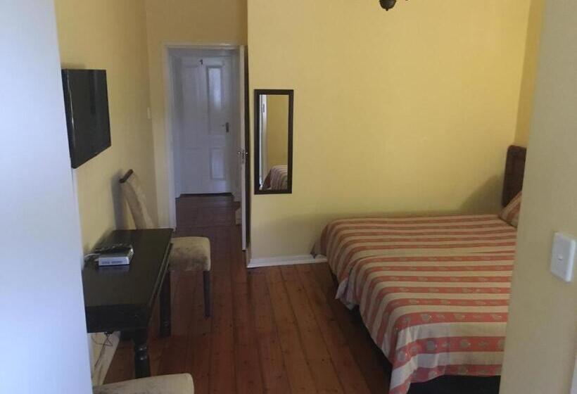 חדר דלוקס, The Crescent Guesthouses  Bnb/self Catering