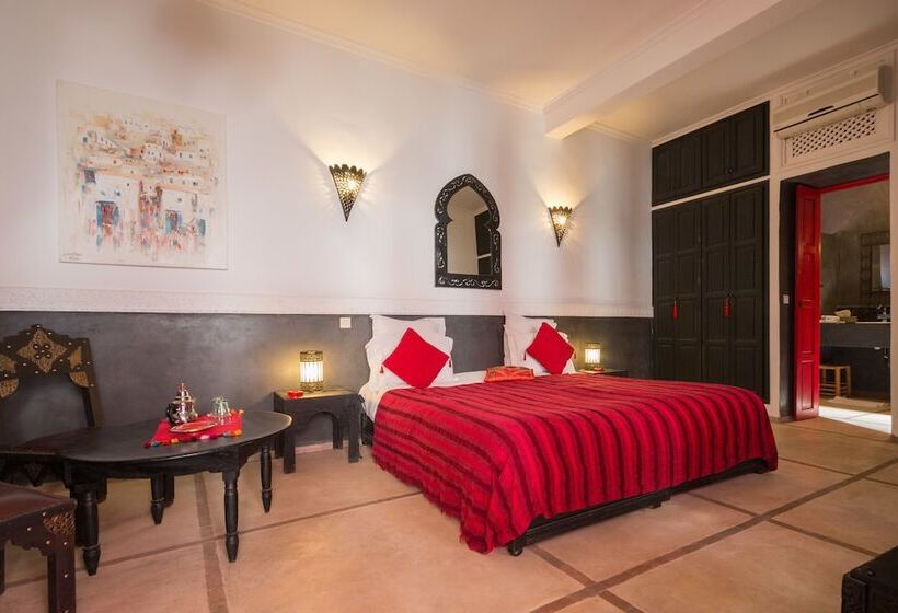 سوییت, Riad Alegria