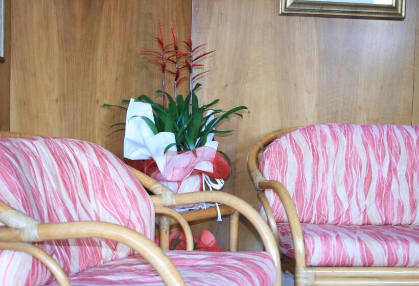 اتاق استاندارد چهار تخته, Albergo Al Cacciatore