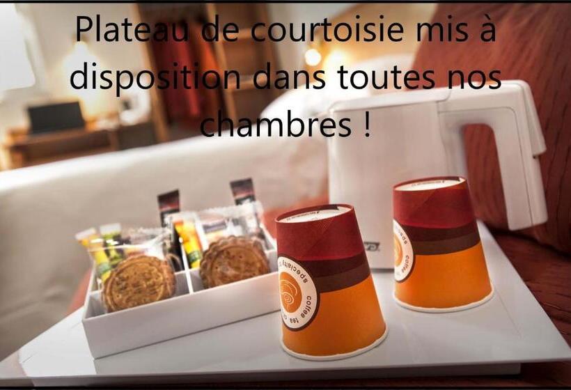 Номер Стандарт Трехместный, Brit Hotel Confort Deltour Mende