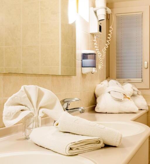 Полулюкс, Goldenes Roessl Adults Only