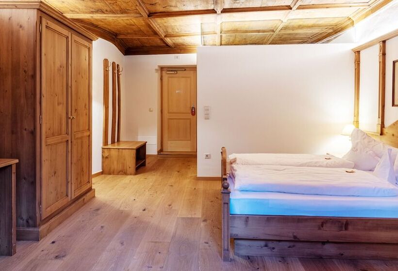 Классический Номер, Goldenes Roessl Adults Only