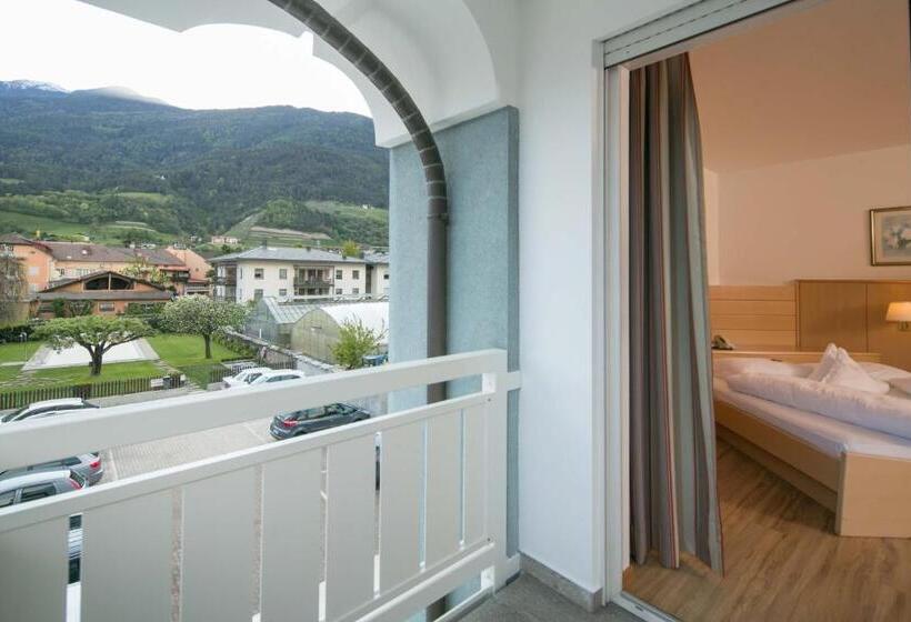 Номер Superior с Балконом, Goldenes Roessl Adults Only