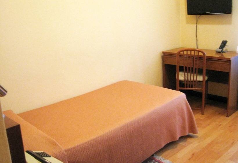 Quarto Estandar Individual, Reale