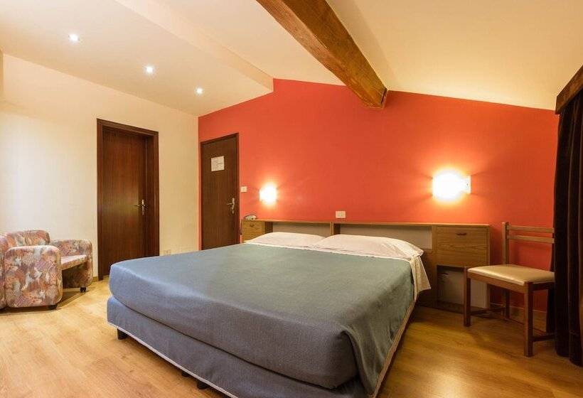 Quarto Clássico, Reale