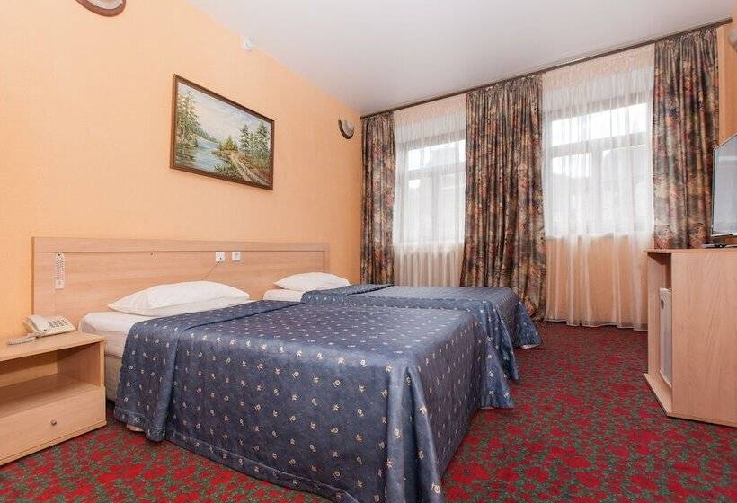 标准间, Regina Hotel On Baumana