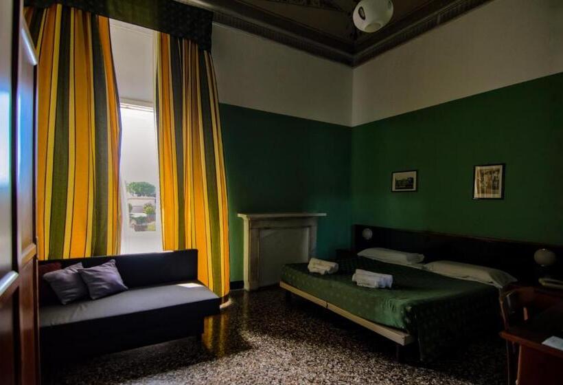 غرفة قياسية, Villa Bonera