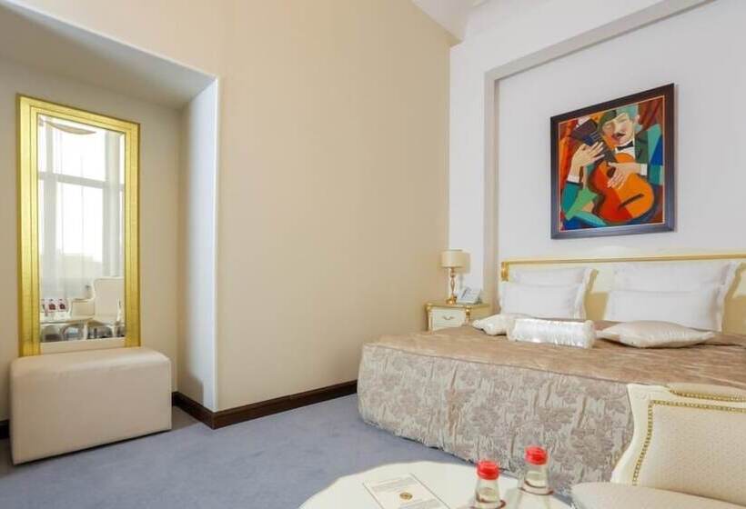 اتاق سوپریور, Aleksandrovski Grand Hotel Vladikavkaz