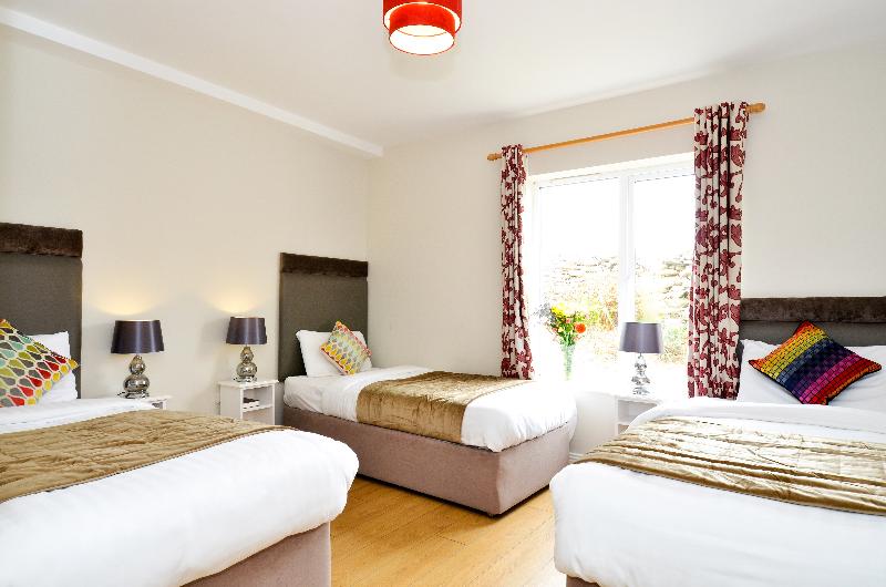 اتاق استاندارد سه نفره, Dingle Harbour Lodge B&b