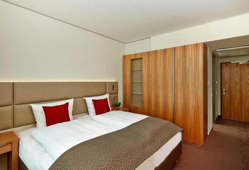 Номер Superior, H4 Hotel München Messe