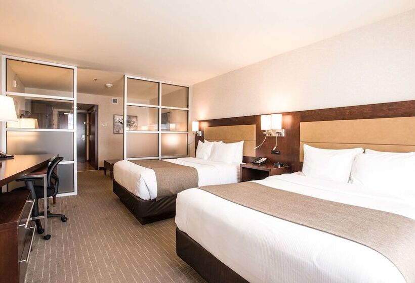 Люкс, Quality Inn & Suites