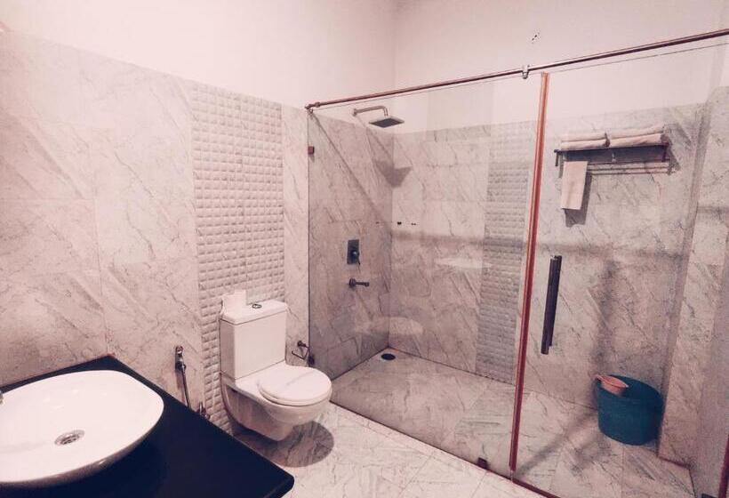غرفة ديلوكس, Raj Palace Resort