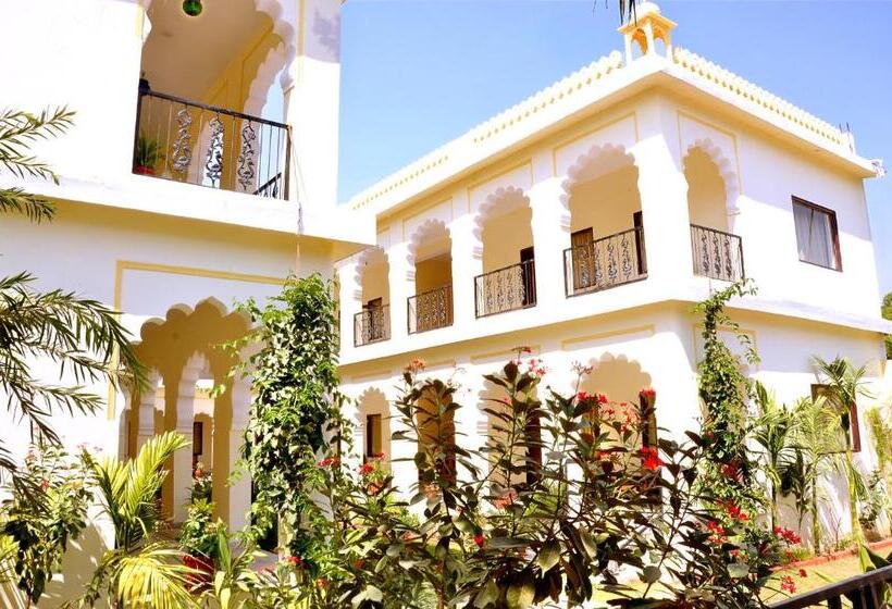豪华房间, Raj Palace Resort